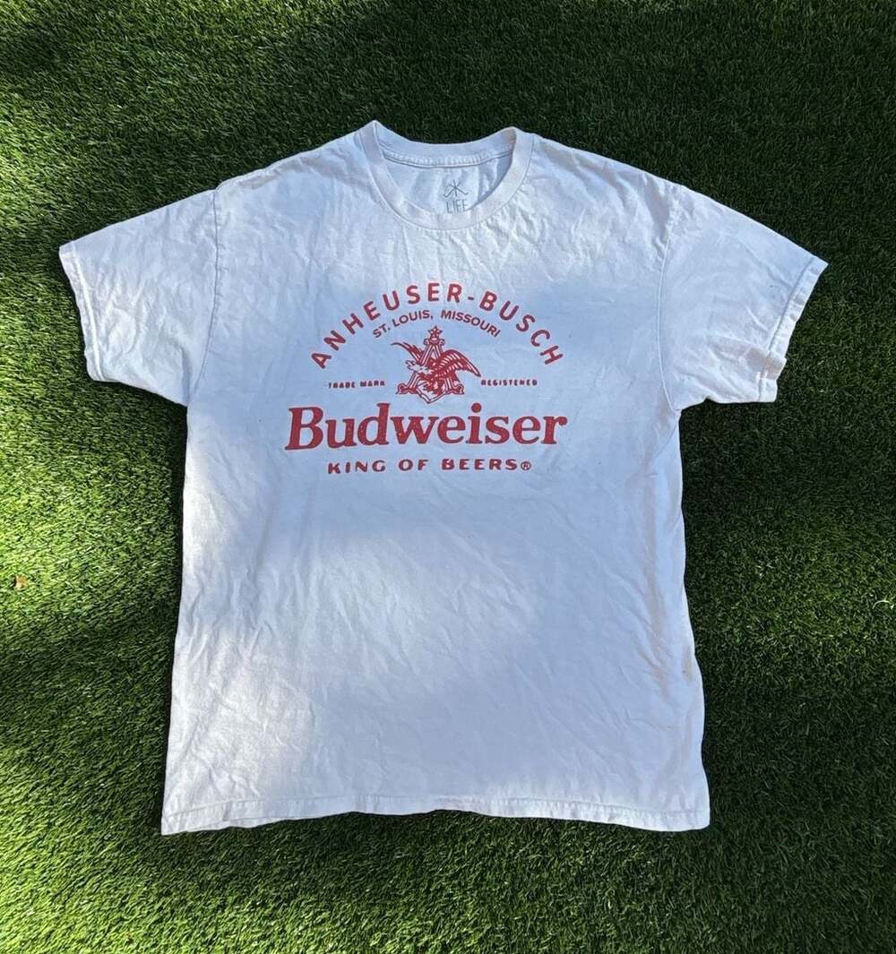 Budweiser Anheuser-Busch King of Beers Graphic T-Shirt